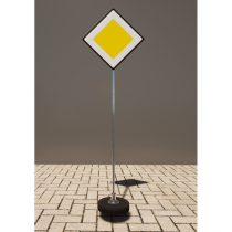 Знак дорожный "Главная дорога" 2.1 типоразмер 40 на стойке с основанием 3кг - «globural.ru» - Волгоград